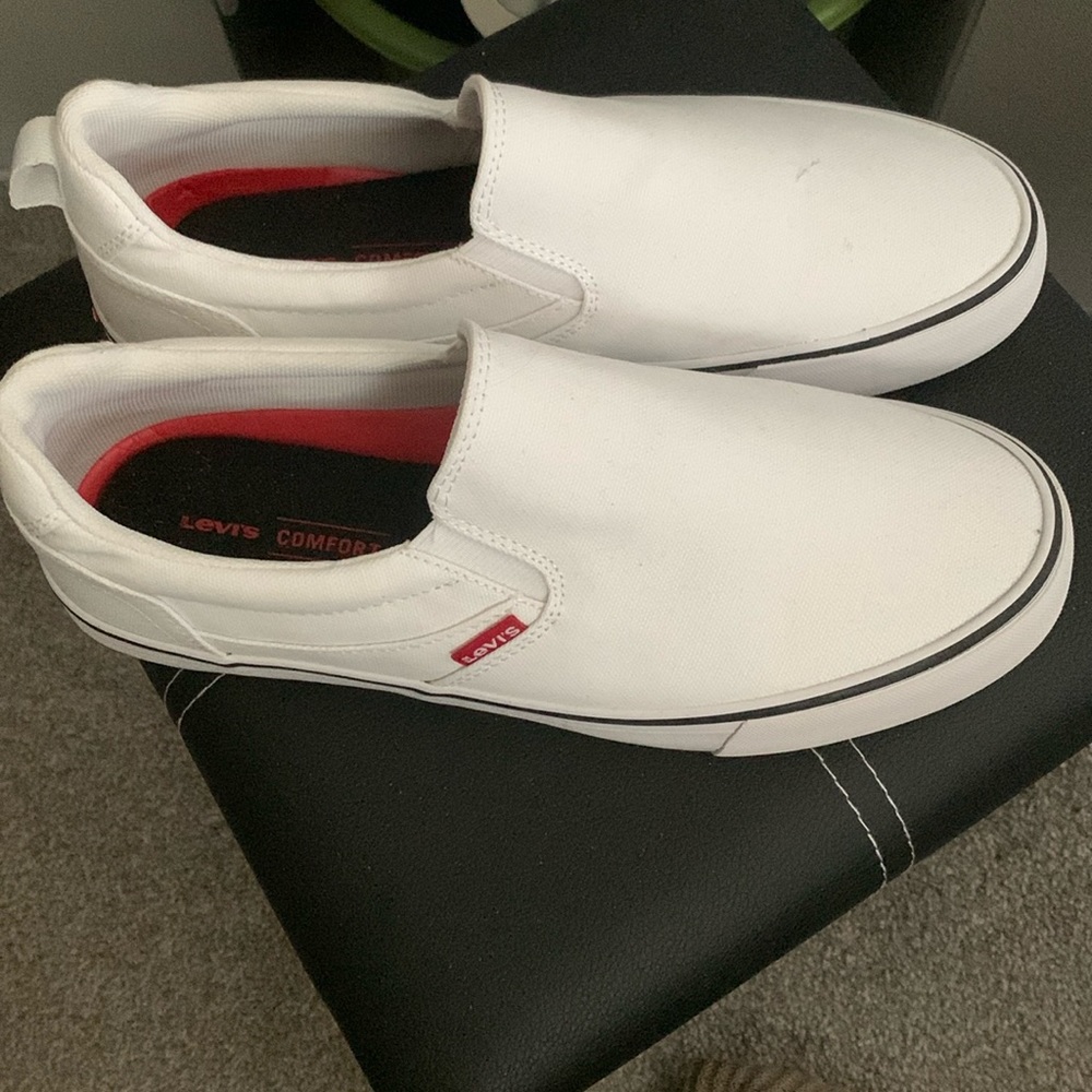 Brand New Levi Comfort Shoes. Never worn